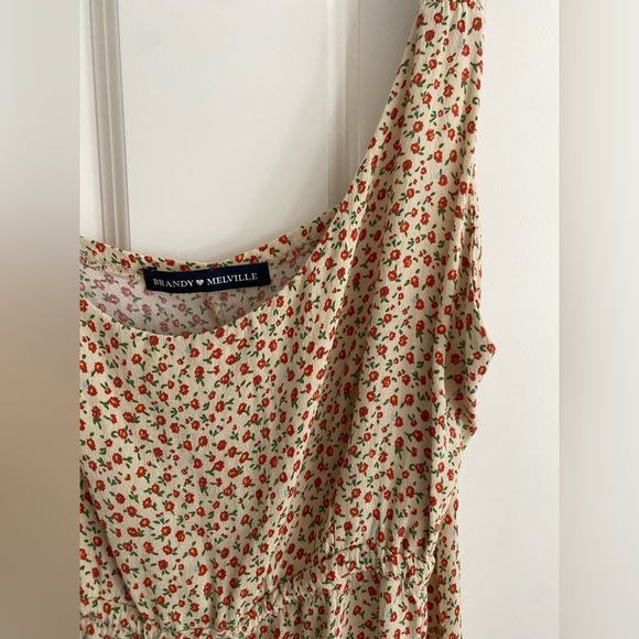 BRANDY MELVILLE FLORAL DRESS - Picture 3 of 3